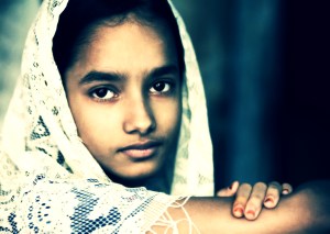 Young girl with a scarf Varanasi Benares India_Jorge Royan